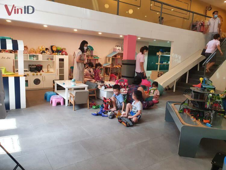 Quán cafe Les Petits Cafe & Kids Playground là mô hình quán cà phê của Hàn