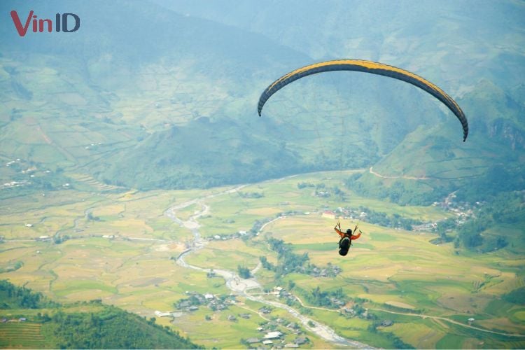 Chơi dù lượn