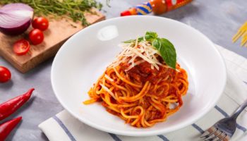Pepperonis tặng 1 Lipton Ice Tea cho người dùng app VinID