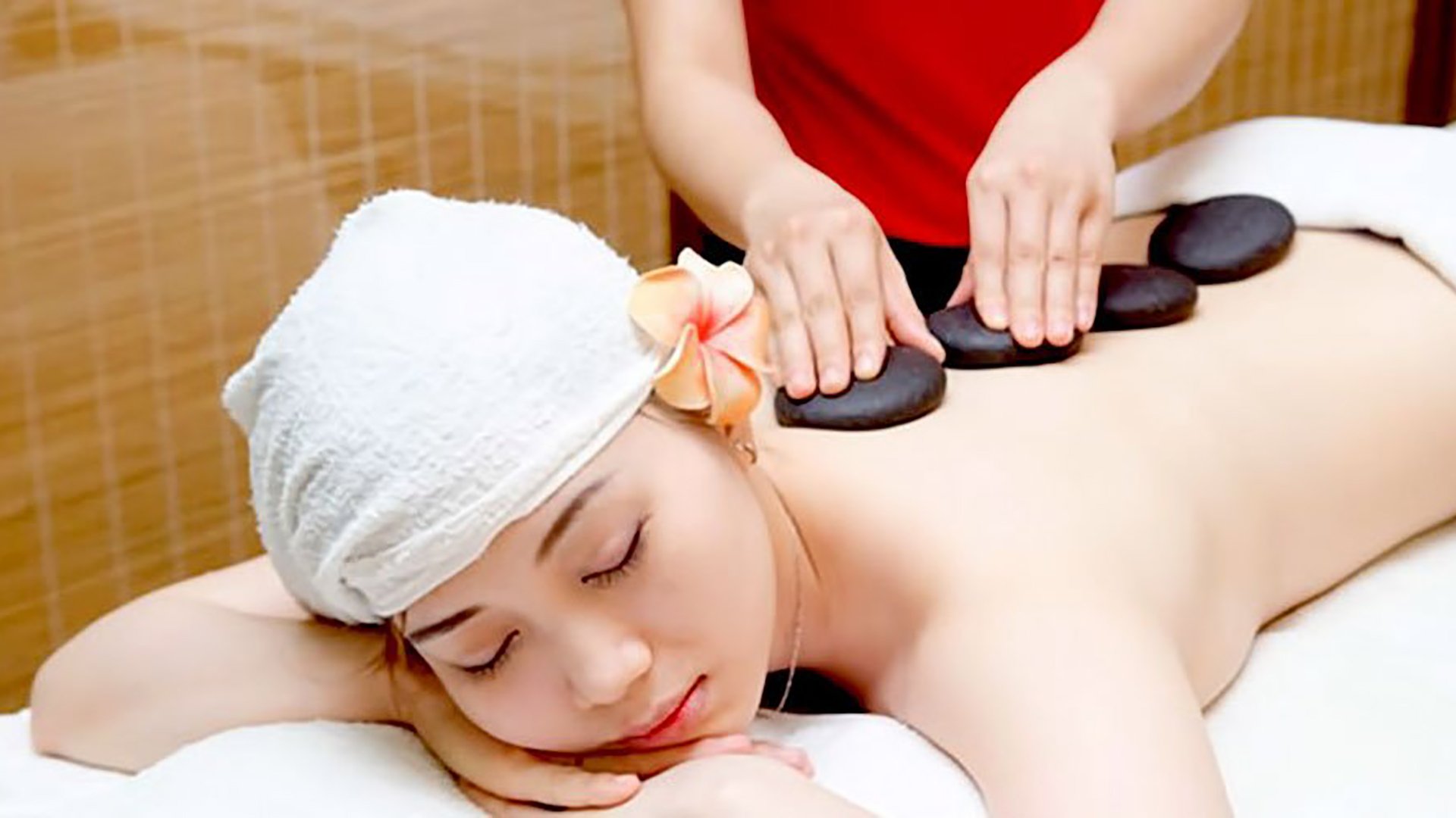 Spa Venus giảm 25% dịch vụ Body Massage cho khách hàng dùng app VinID