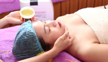 Lavie Spa ưu đãi liệu trình điều trị mụn chuyên sâu carboxy ủ khoáng chất