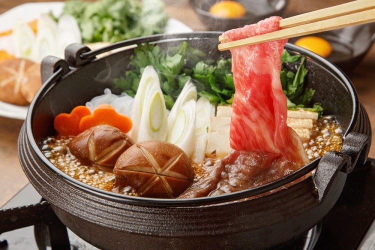 Món Sukiyaki Nhật Bản