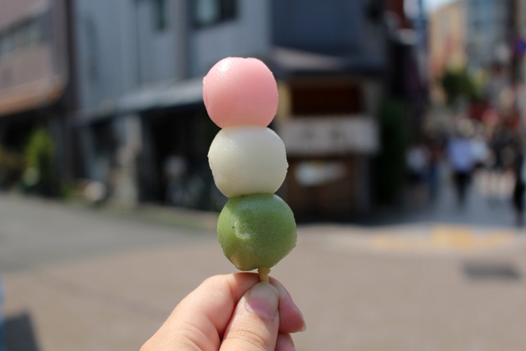 Bánh bột gạo Dango