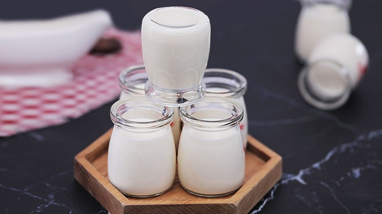 Cách làm sữa chua tại nhà bằng sữa đặc ông thọ thơm ngon dẻo mịn đơn giản