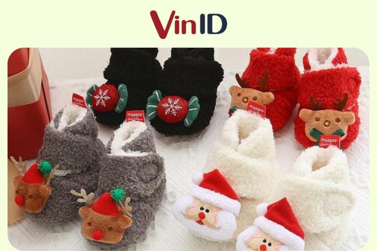 Giày tập đi họa tiết Noel