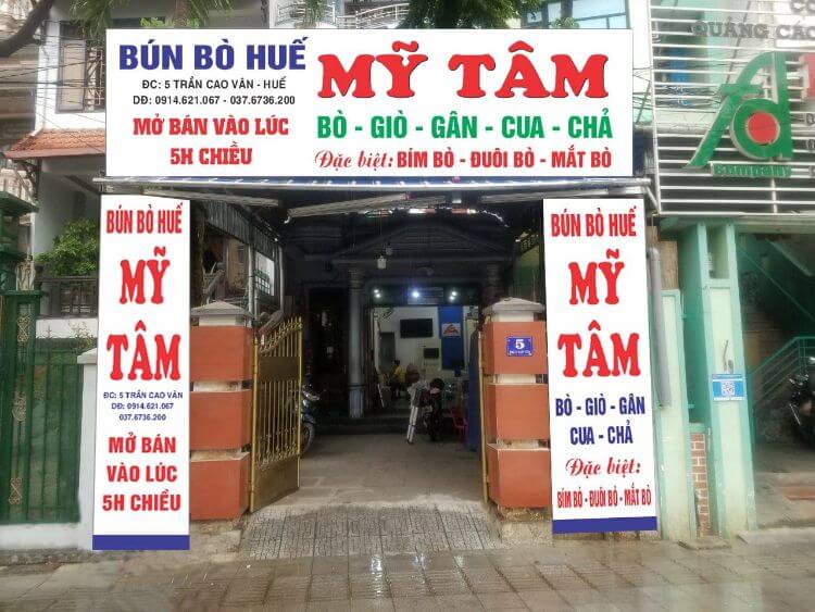 Quán bún bò Mỹ Tâm cũng thuộc top những quán bún bò Huế ngon ở Huế