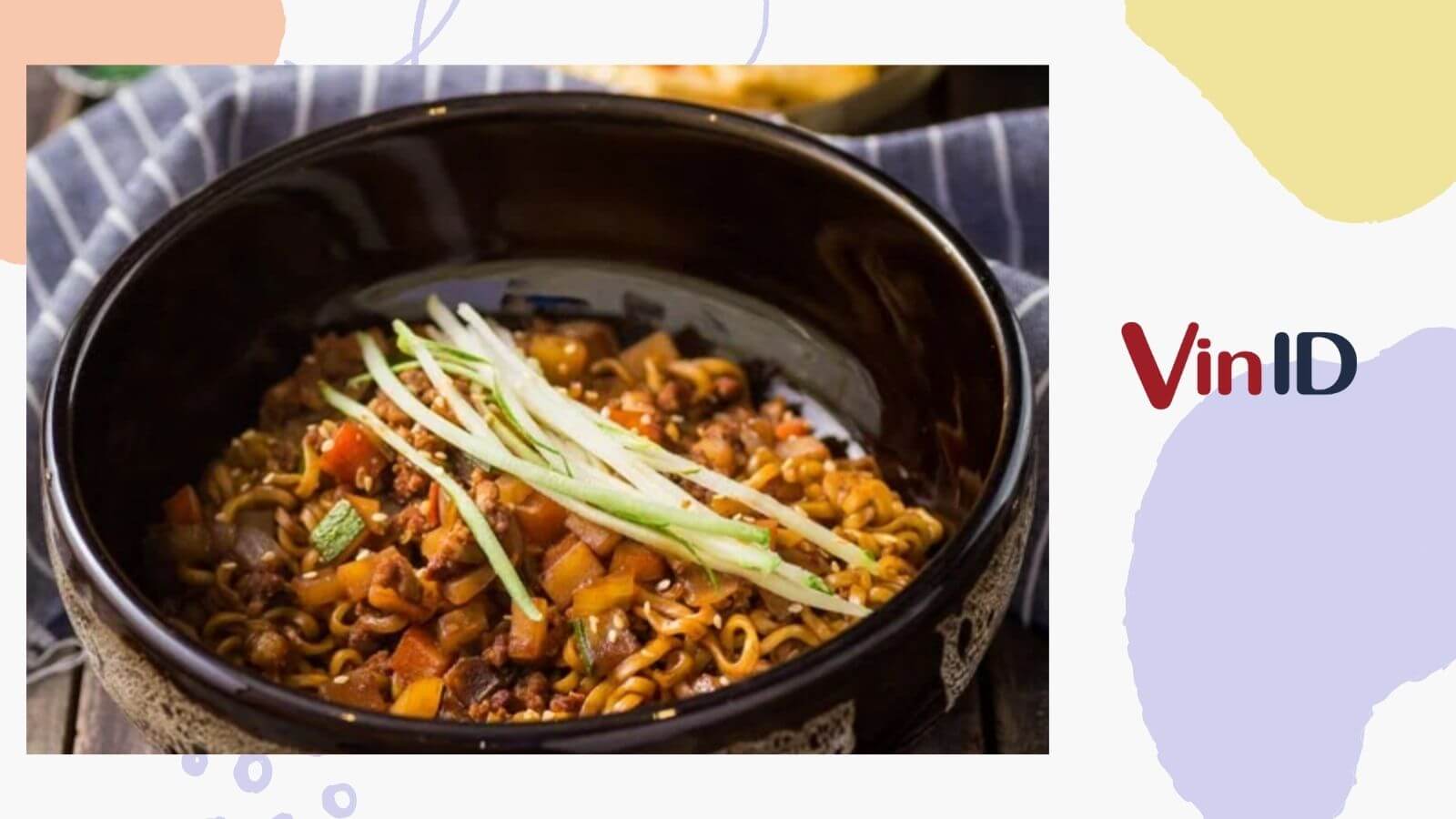 What are the steps to make black bean sauce for mixing with noodles?