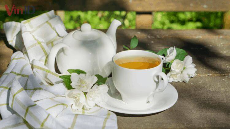 Hương thơm của trà giúp bạn dễ ngủ hơn