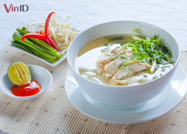 Món phở gà miền Nam 