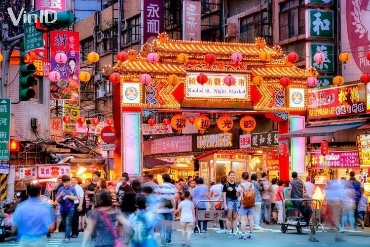 In the days leading up to Tet, Taiwan's night markets are busier than ever