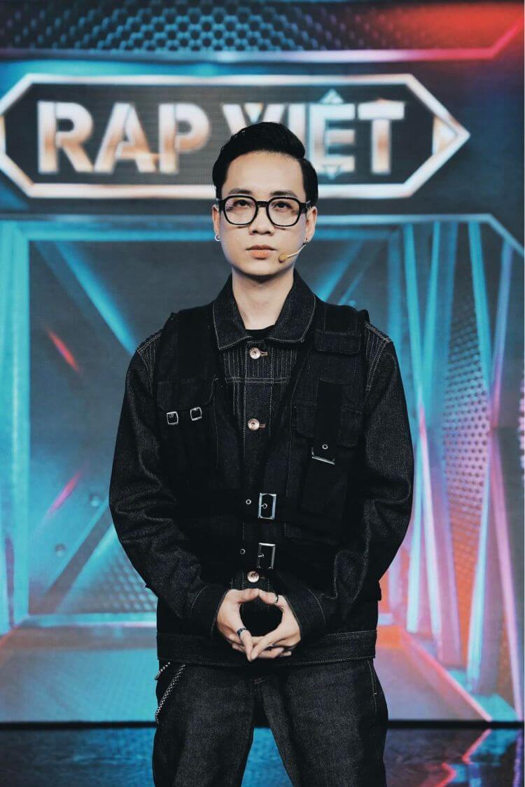 Justatee với vai trò ban giám khảo tại Rap Việt
