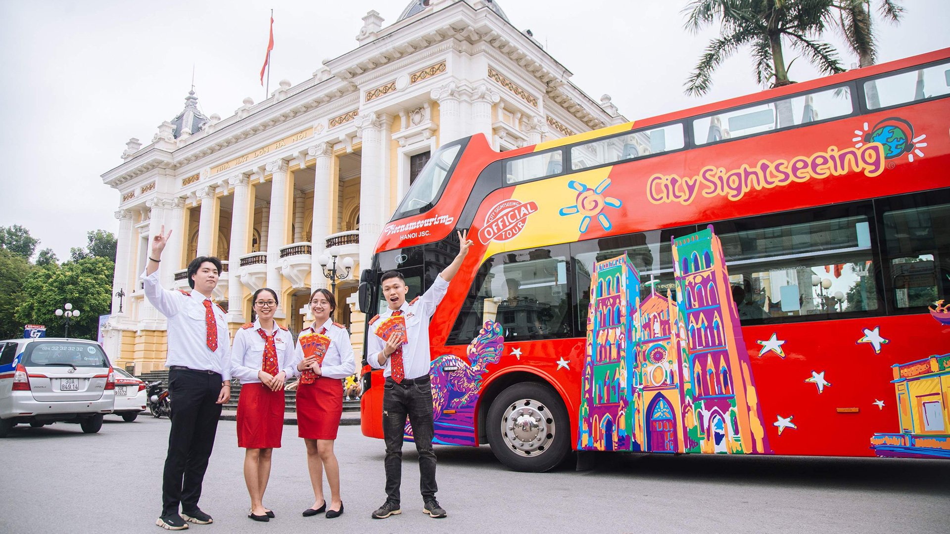 xe bus hanoi city tour