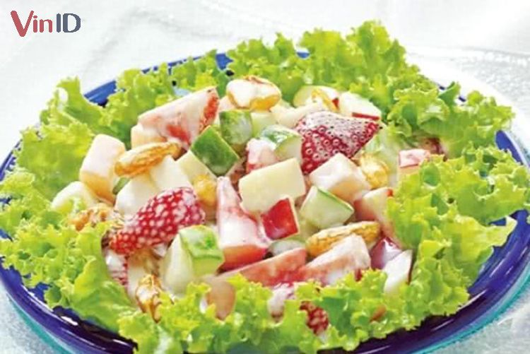 Salad hoa quả trái cây bức mayonnaise