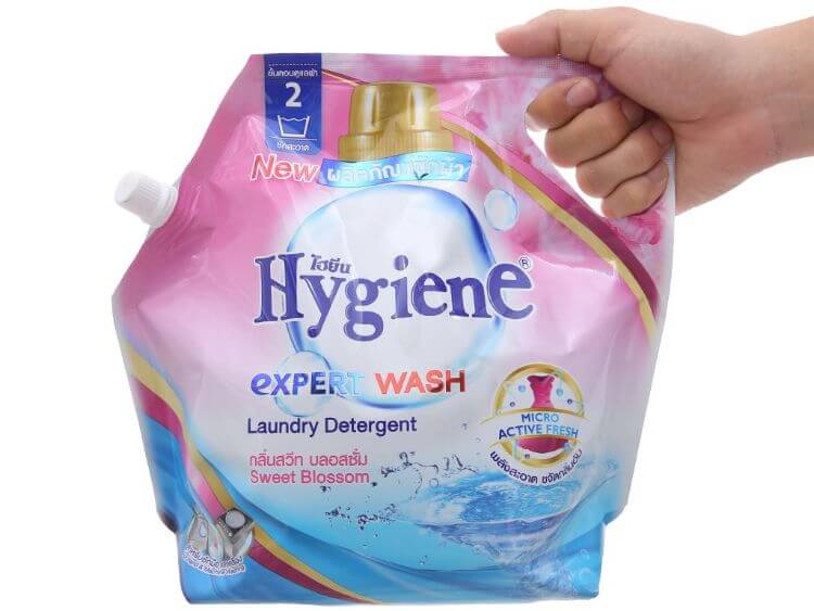 Nước giặt xả Hygiene hồng hương hoa nhẹ nhàng túi 1.8 lít túi vừa tiết kiệm, hương thơm dễ chịu