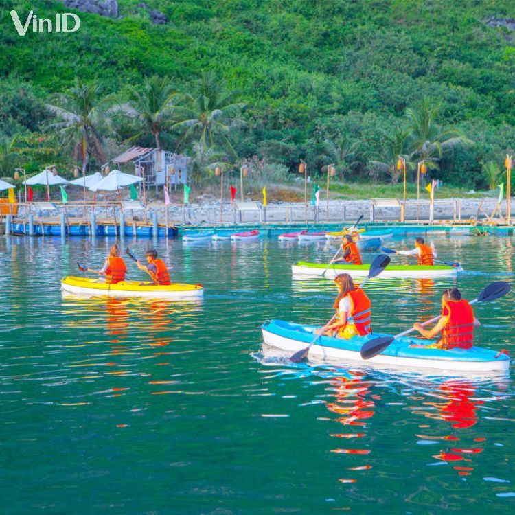 Cuộc đua thuyền kayak 