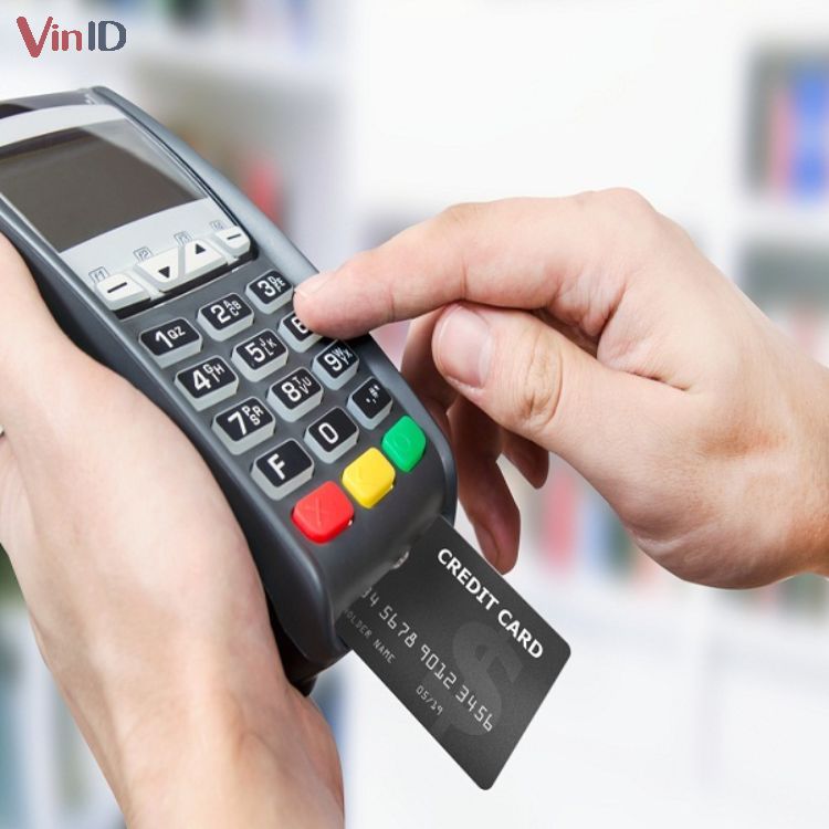 Rút chi phí thẻ tín dụng thanh toán qua quýt máy POS