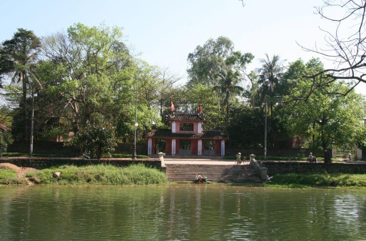 Đến chùa Diệu Đế du khách giống như lạc vào chốn thiên đàng trên cõi trần vương quốc Đến chùa Diệu Đế du khách giống như lạc vào chốn thiên đàng trên cõi trần vương quốc