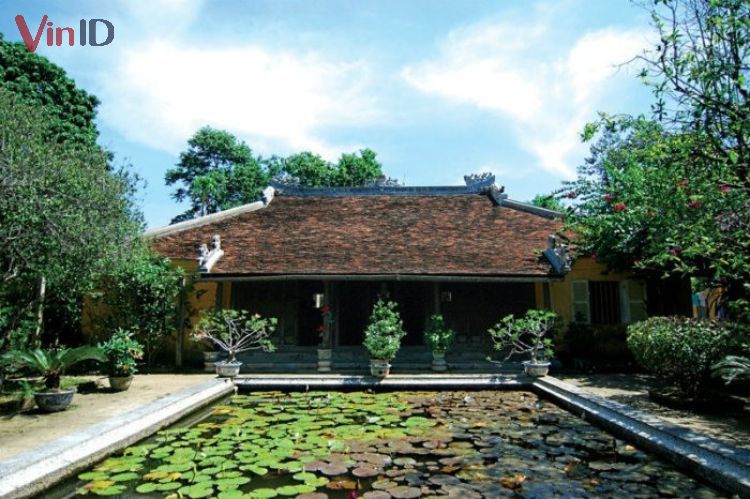 Nhà vườn Huế