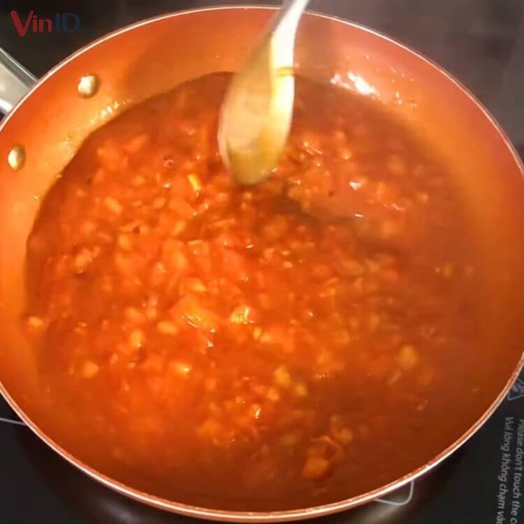 Nấu sốt cà chua