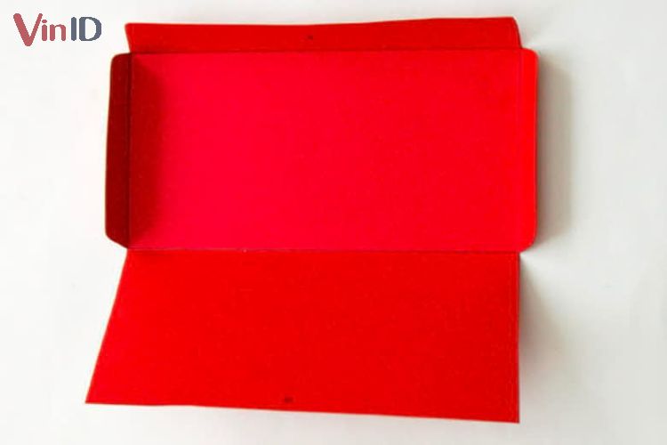 Frame of basic red envelopes
