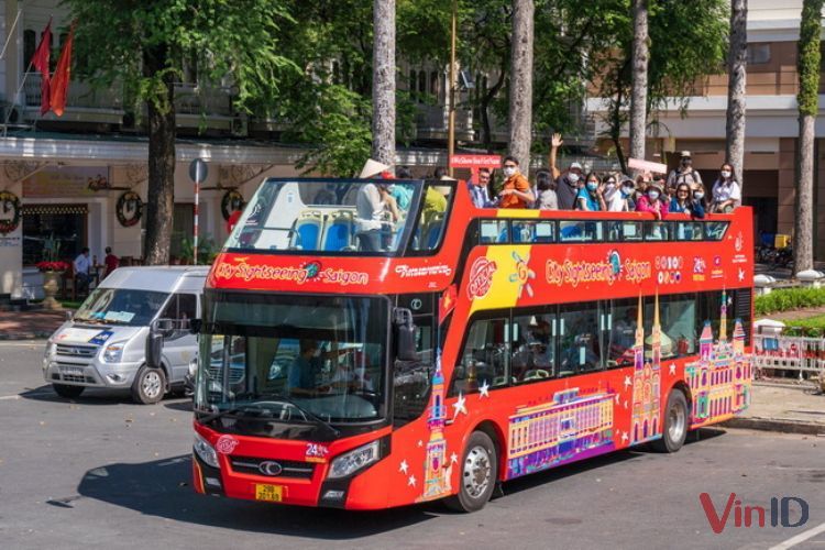 Chiêm ngưỡng vẻ đẹp Sài thành bằng xe bus 2 tầng Tp.HCM