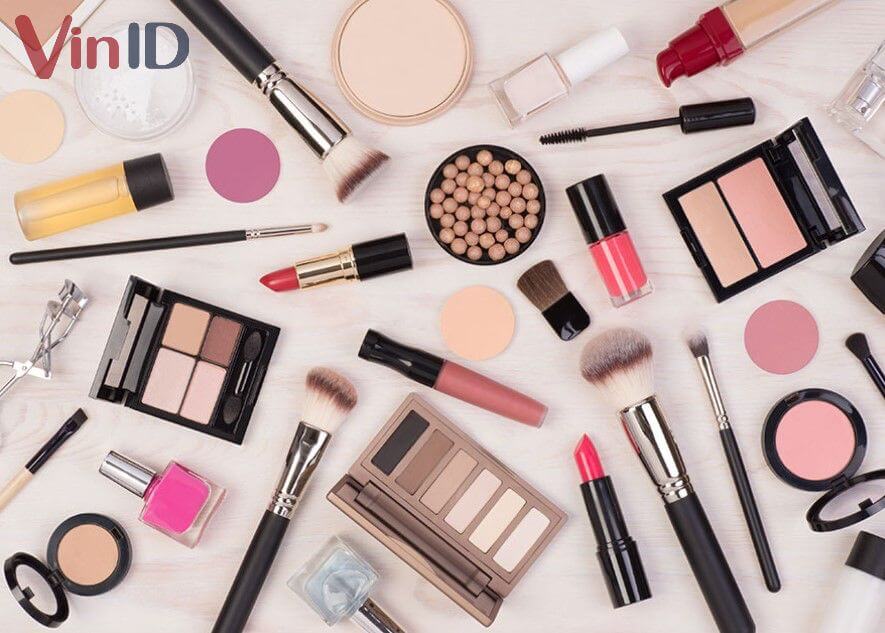 Món đồ không thể thiếu của phụ nữ Món đồ không thể thiếu của phụ nữ