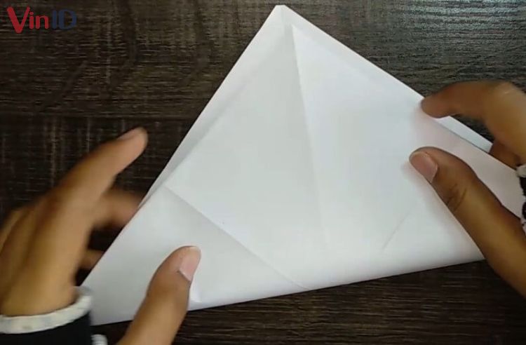 Cách làm cây thông Noel bằng giấy siêu dễ, hot nhất 2021 | VinID