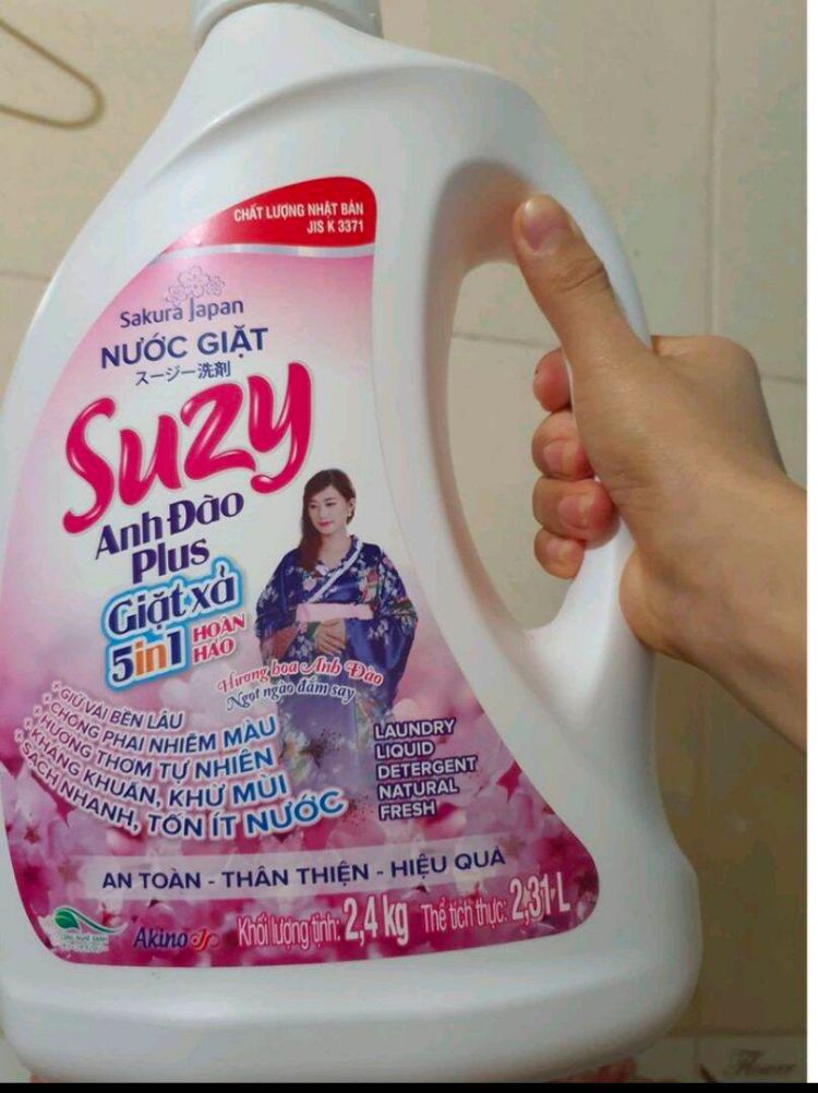 Nước giặt Suzy