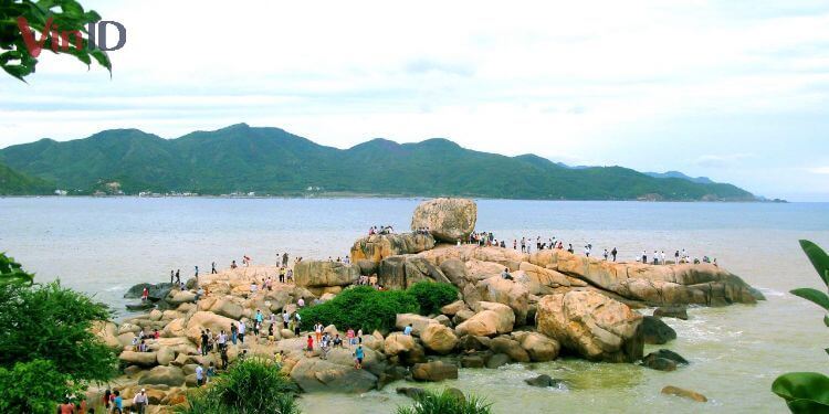 Hòn Chồng Nha Trang - Địa điểm check in nổi tiếng